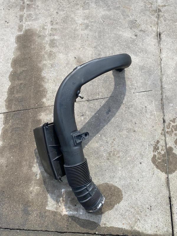 Intercooler hose Volvo XC60 XC70 V60 2014+ 31319049 Intercooler hose Volvo XC60 XC70 V60 2014+ 31319049